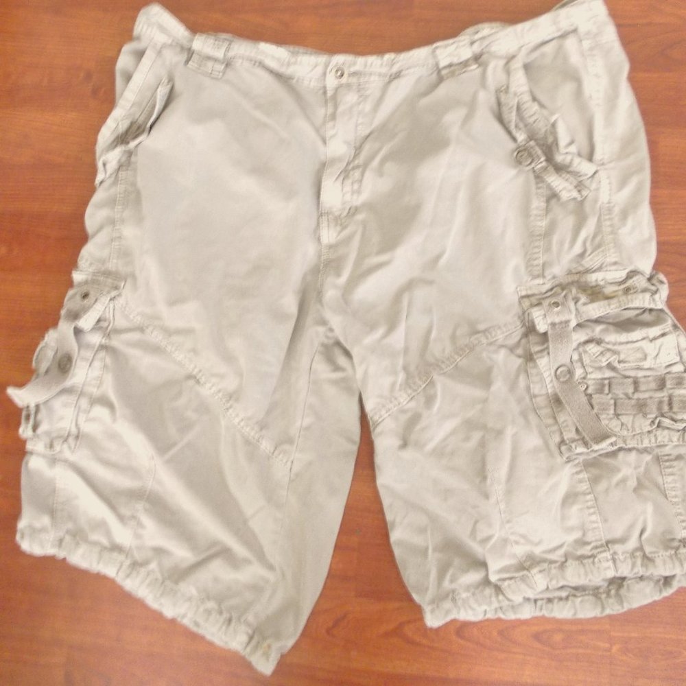 Stone Touch Military Cargo Shorts Size 44